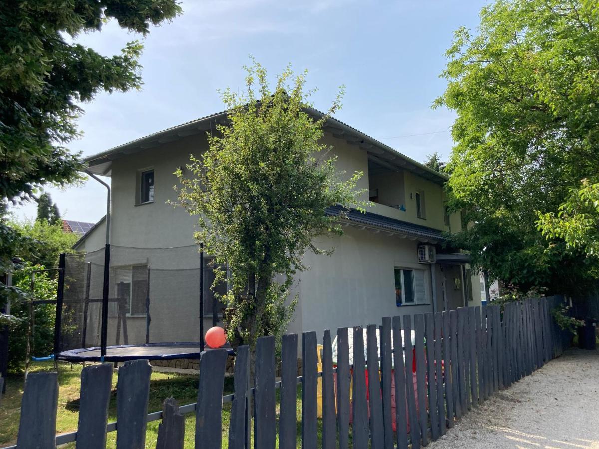 Pentz House Apartment Siofok Bagian luar foto
