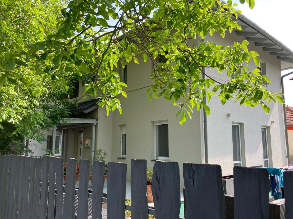 Pentz House Apartment Siofok Bagian luar foto